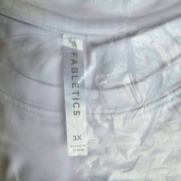 Fabletics, Women's Dry-Flex Long Tee - White. Size: 3X. NWT. - Picture 3 of 7